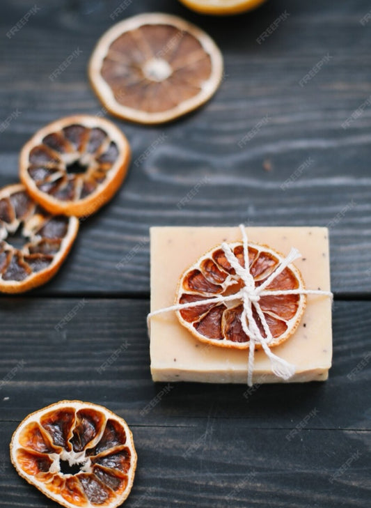 EXPLOSION À L'ORANGE